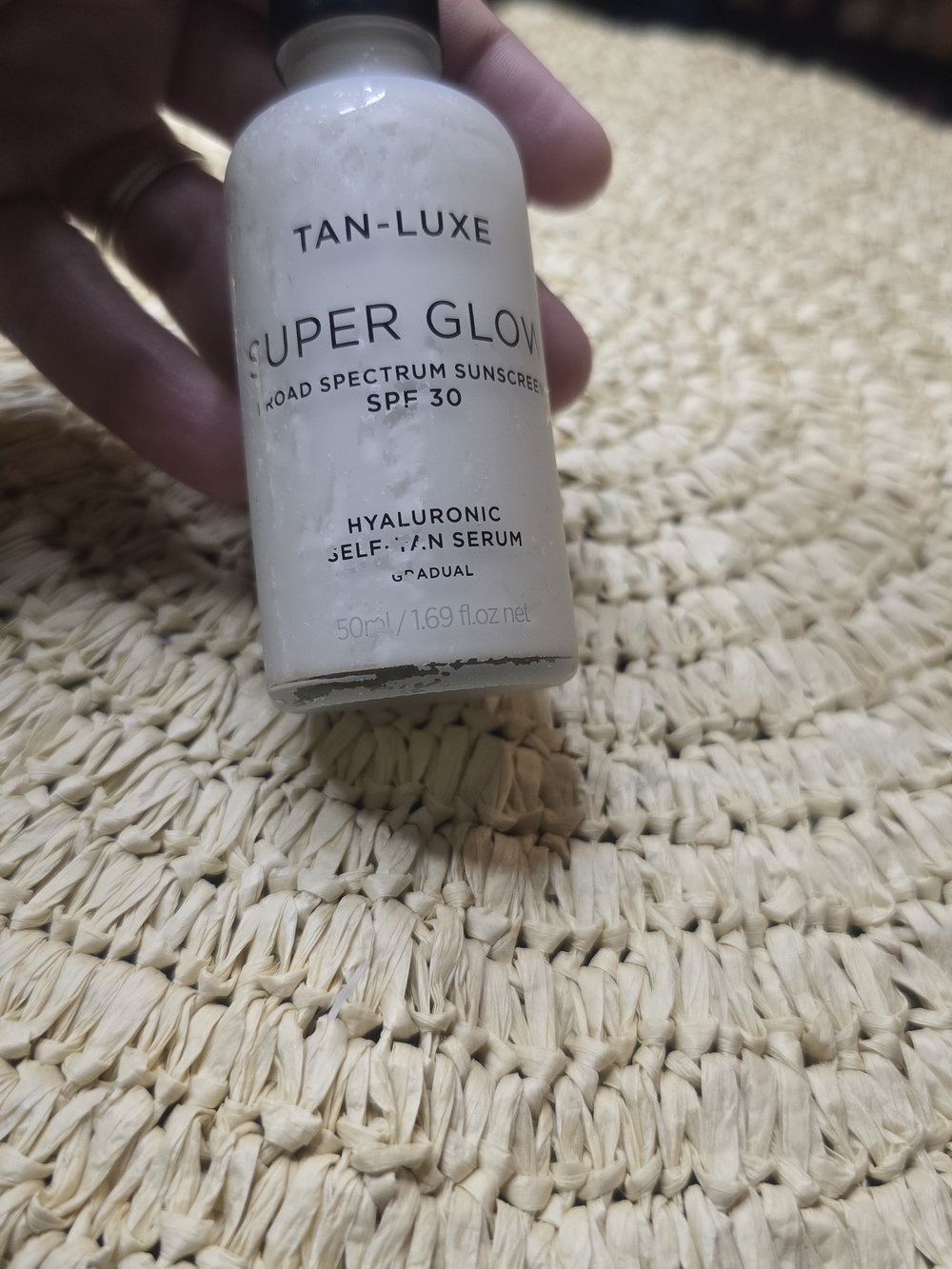 TAN-LUXE Super Glow SPF 30 Hyaluronic Self-Tan Serum - Gradual